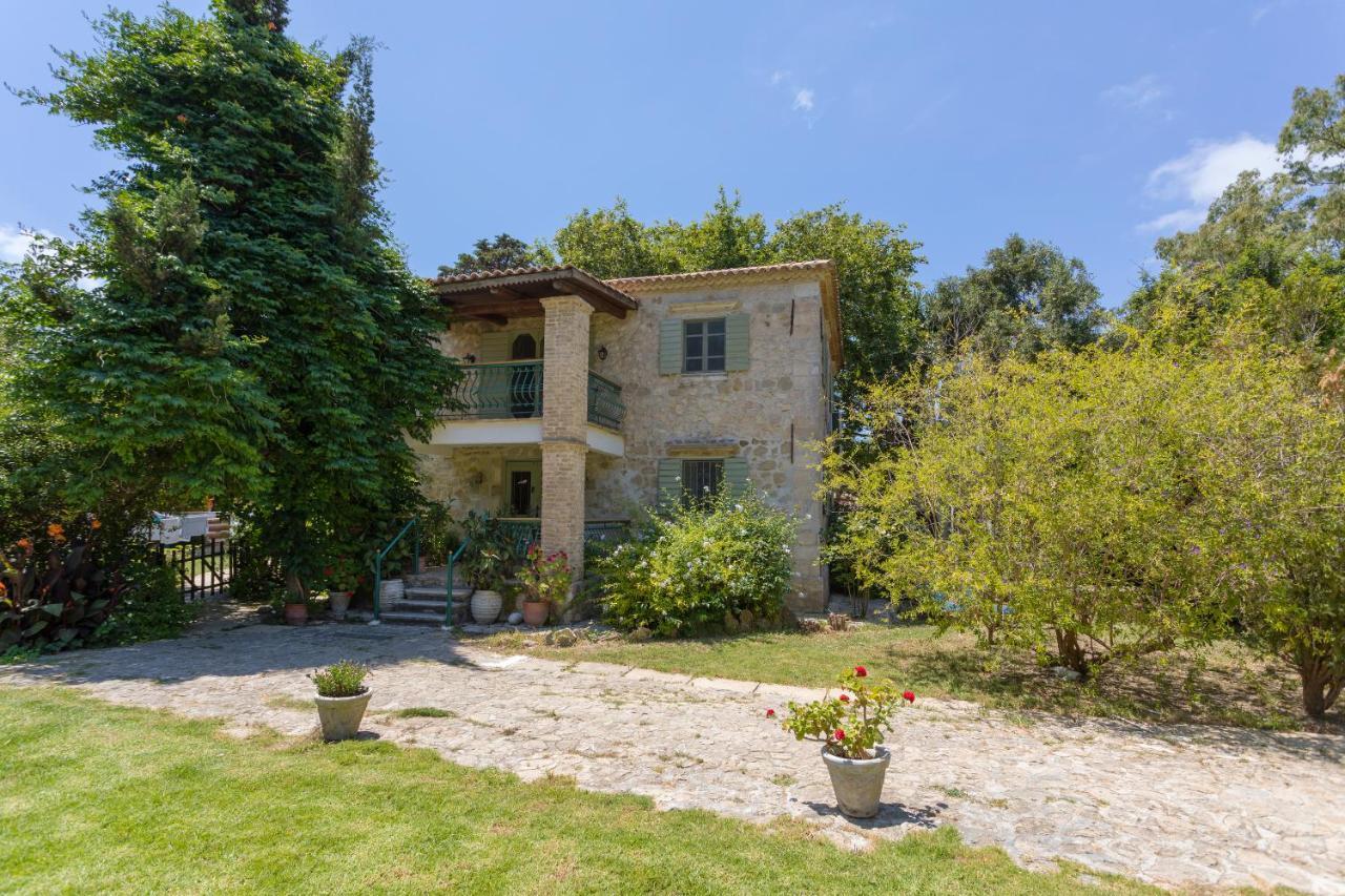 Jianni'S Villa - Stone Villa In The Greenery!! Vasilikí 外观 照片