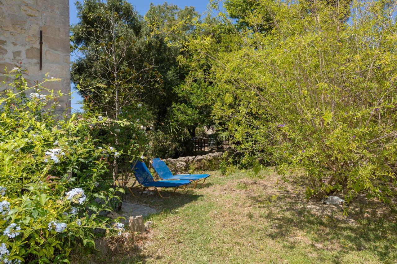 Jianni'S Villa - Stone Villa In The Greenery!! Vasilikí 外观 照片